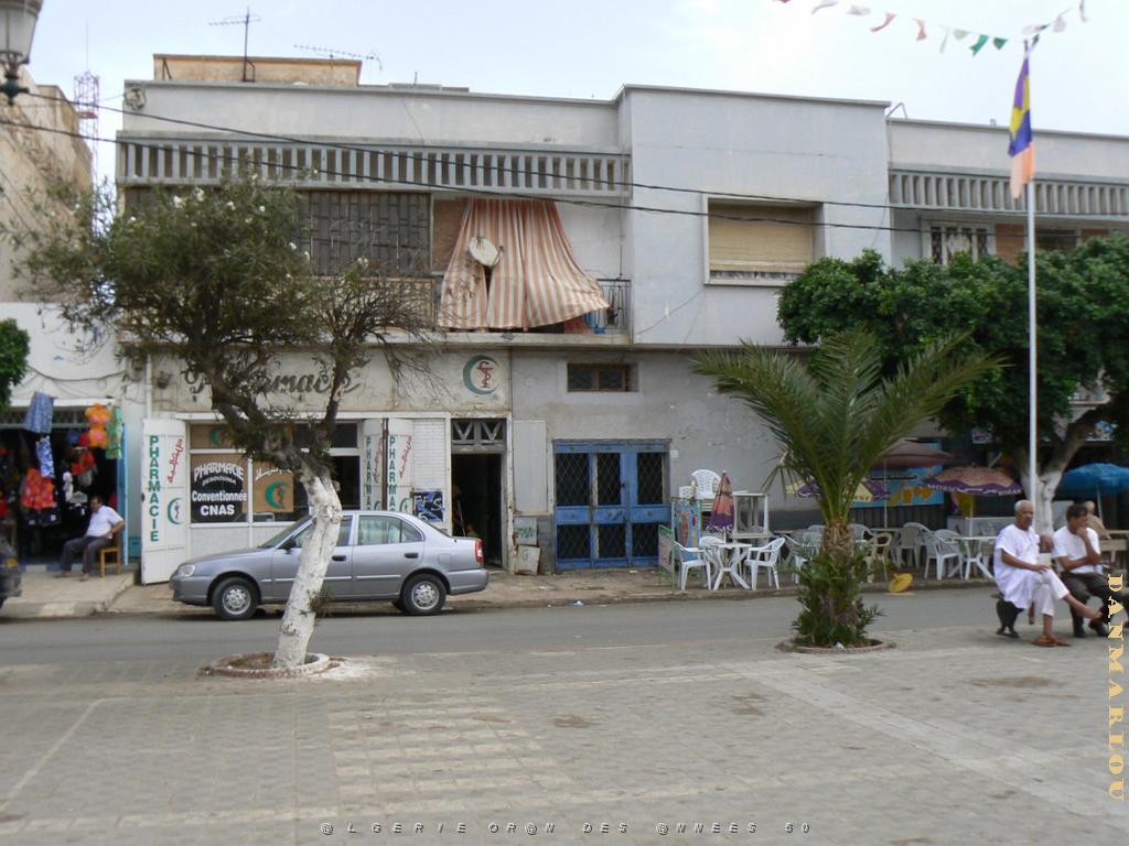 AIN EL TURK (111) LA PLACE.jpg